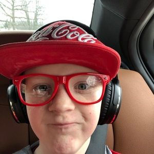 Meet your Posher, Evan